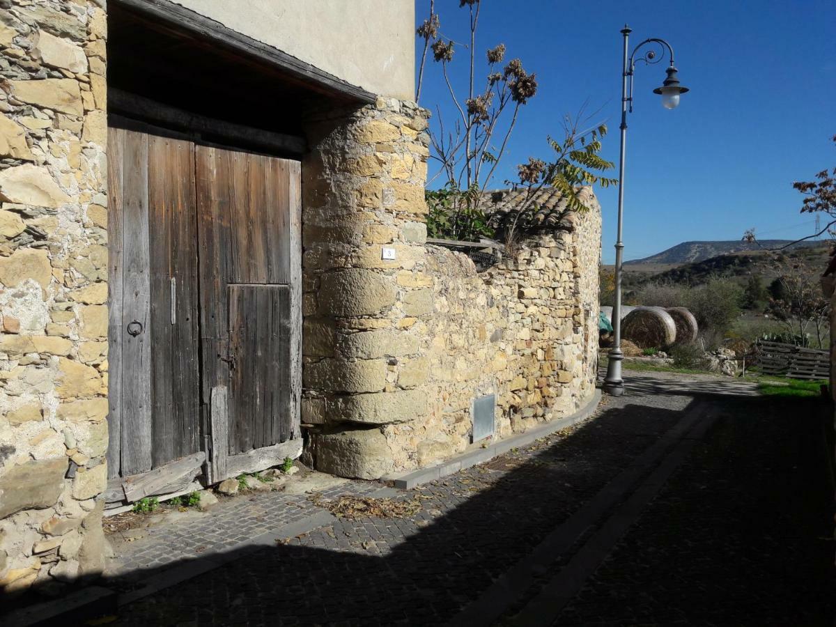 B&B Daddanca Ales Exterior foto